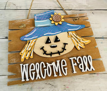 Load image into Gallery viewer, Welcome Fall Scarecrow Door Hanger
