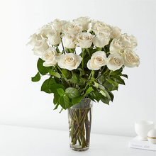 Load image into Gallery viewer, Two Dozen Roses Valentine&#39;s Day
